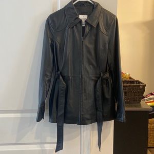 East 5th genuine leather jacket. Size small. Like new!!